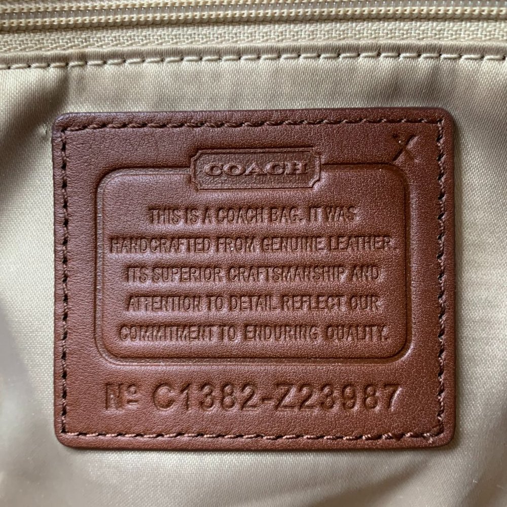 Coach Z Brown Leather Z23987 Medium Flap Shoulder Duffle Bag Pleated Purse Brass - Picture 9 of 13